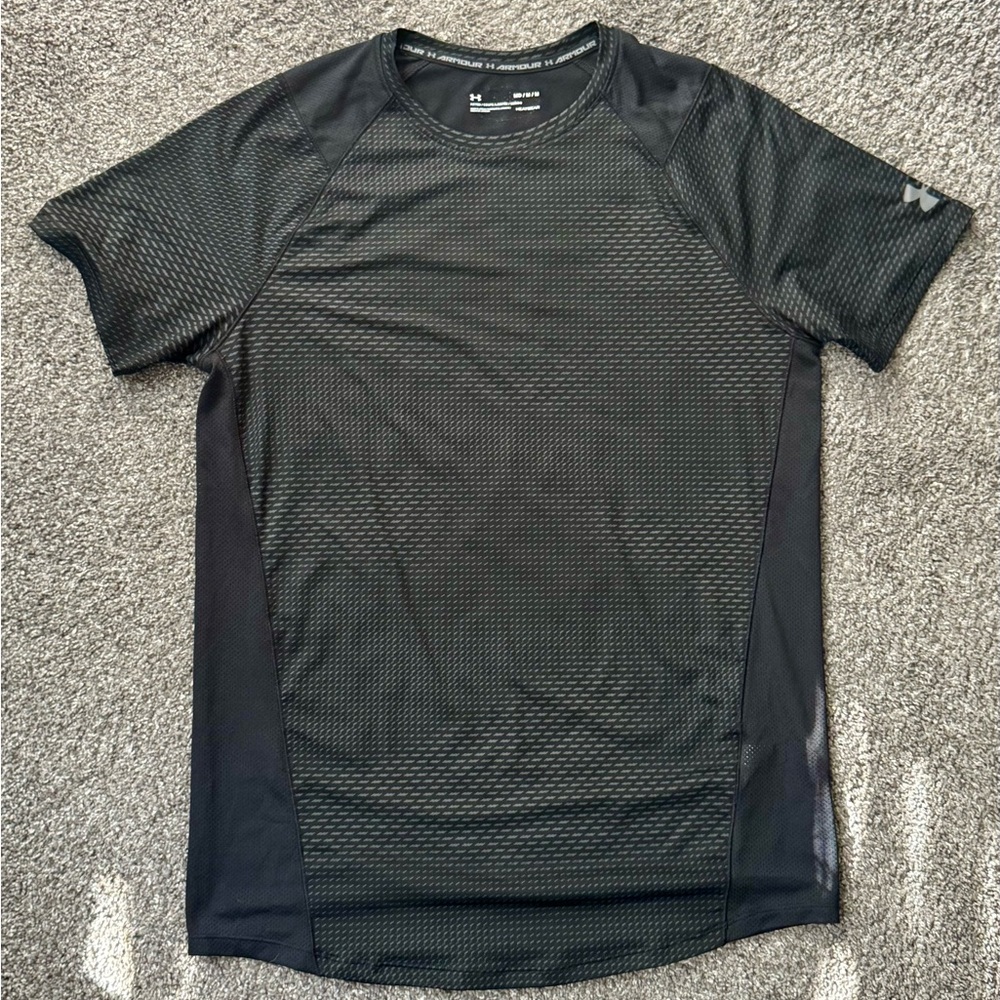 Mens Fitted Medium Heat Gear Under Armour Black